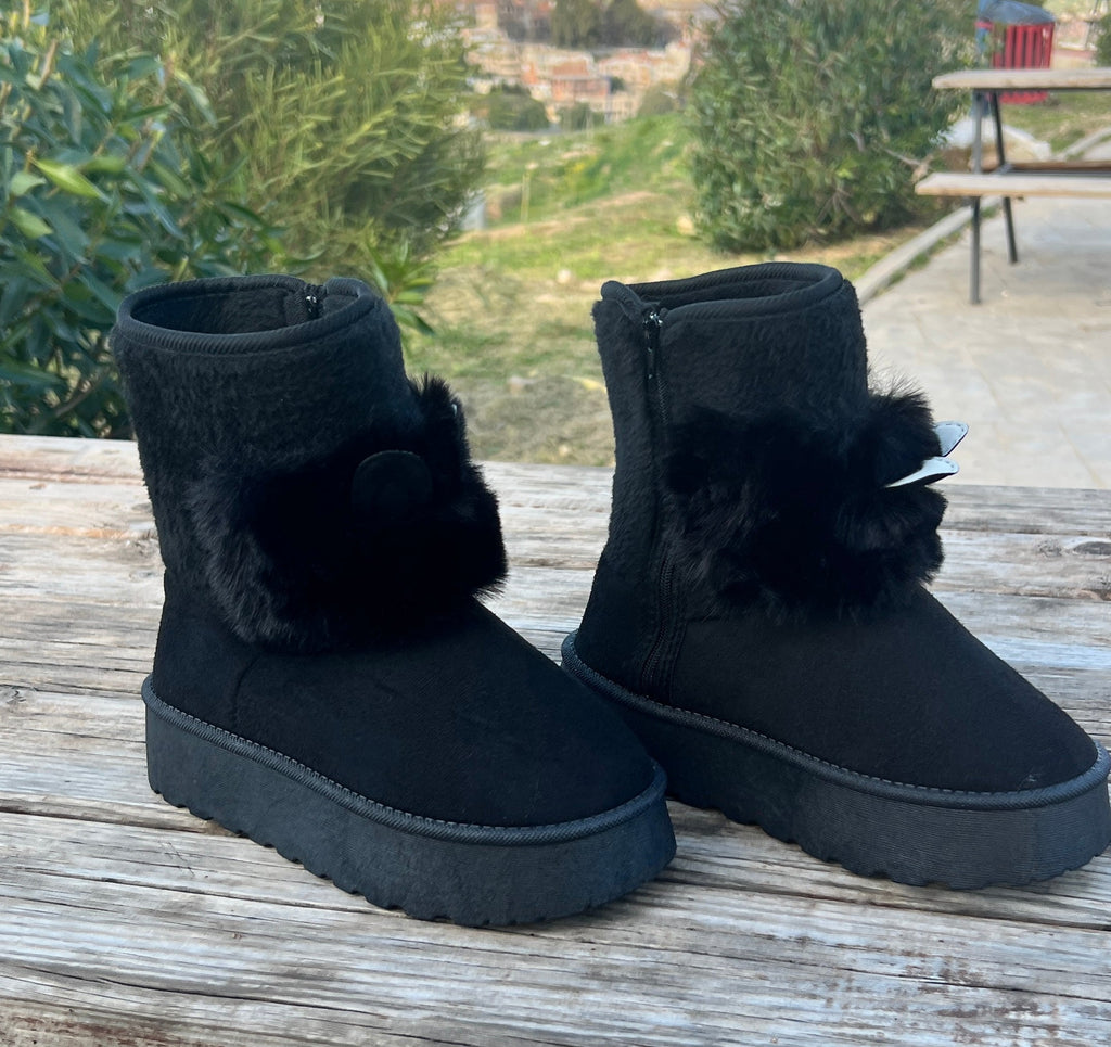 BOOTS CHAT