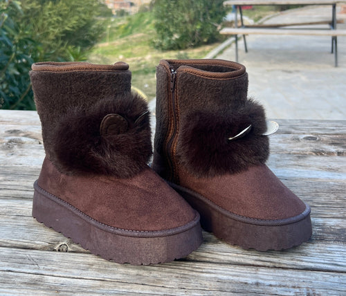 BOOTS CHAT
